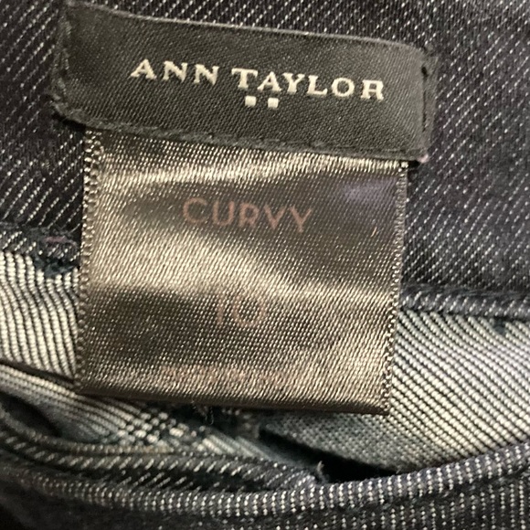 Ann Taylor Curvy Jeans Size 10 - Picture 5 of 5